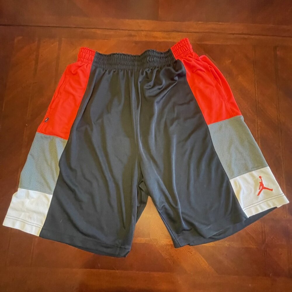 Jordan Dri-Fit men’s basketball shorts - Picture 1 of 5